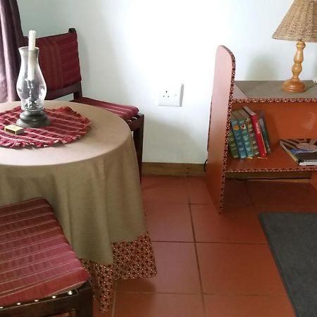 Jen's Bed & Breakfast Dullstroom Bagian luar foto