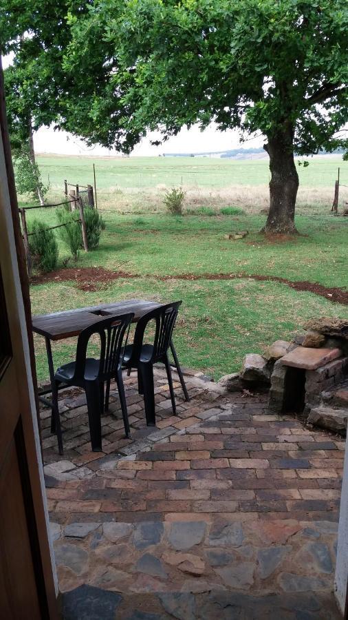 Jen's Bed & Breakfast Dullstroom Bagian luar foto